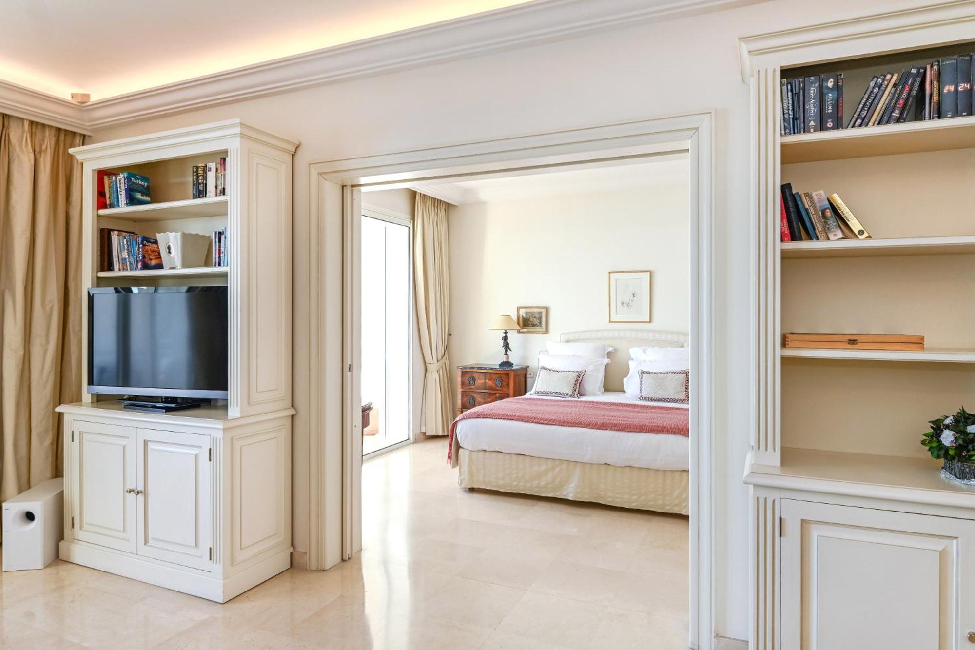 Buckingham & Lloyds - Cannes Exterior foto