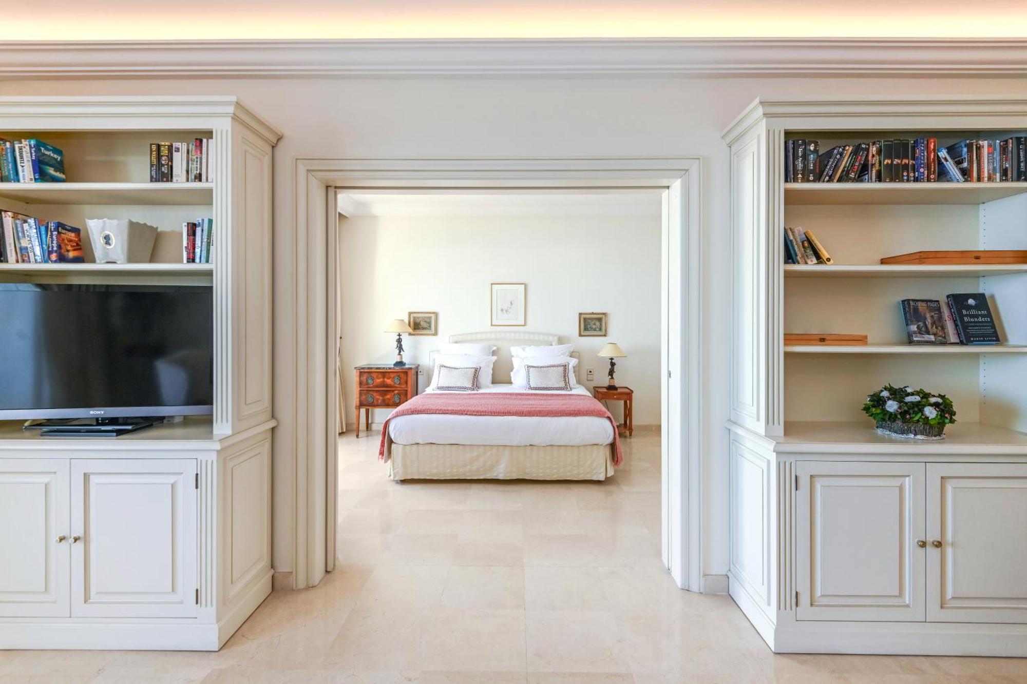 Buckingham & Lloyds - Cannes Exterior foto